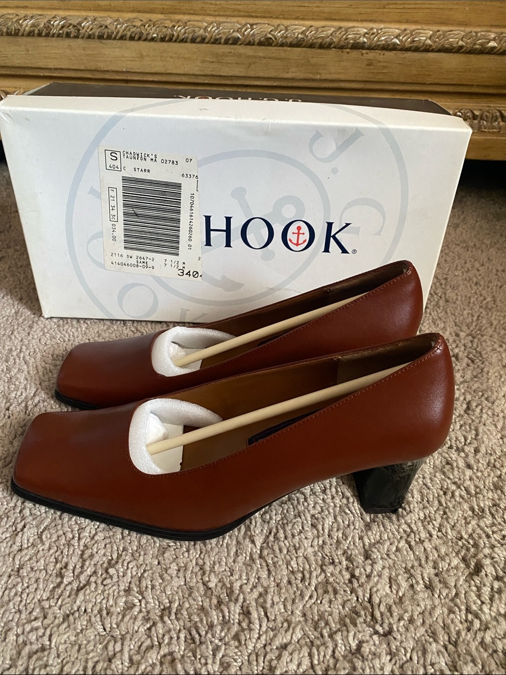 New I.G. Hook Women’s Brown Leather Mid Heel Pumps size 7.5